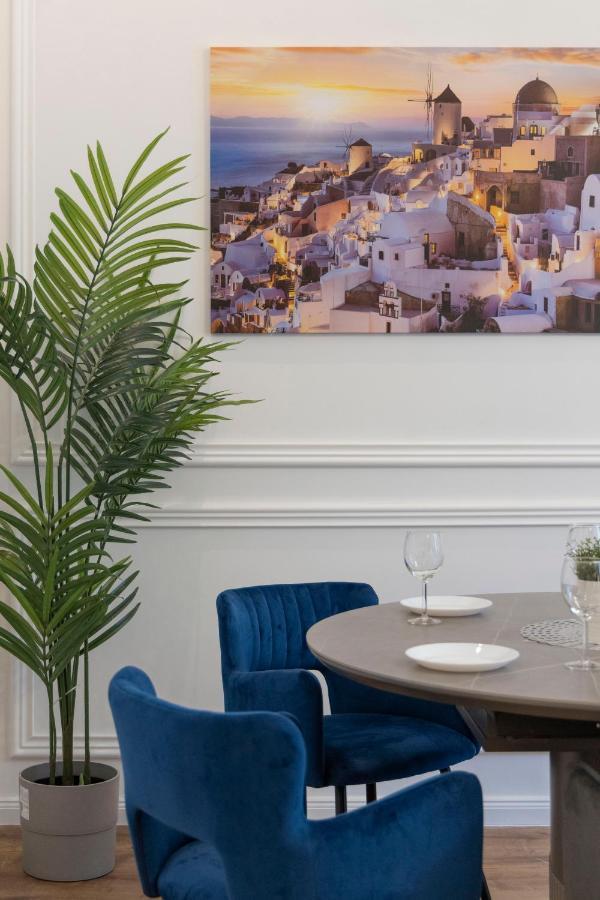 Luxurious Central Grand Home W/ 3Bedrm 2Bathrm Budapest Exterior foto